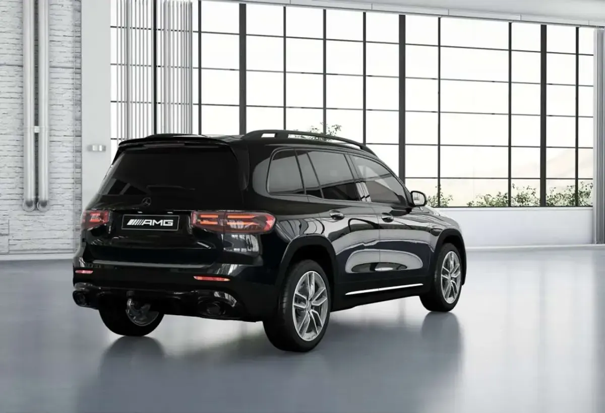 Gebraucht Mercedes GLB35 Premium 306 PS (225 kW) 2025 Metalliclack kosmosschwarz SUV