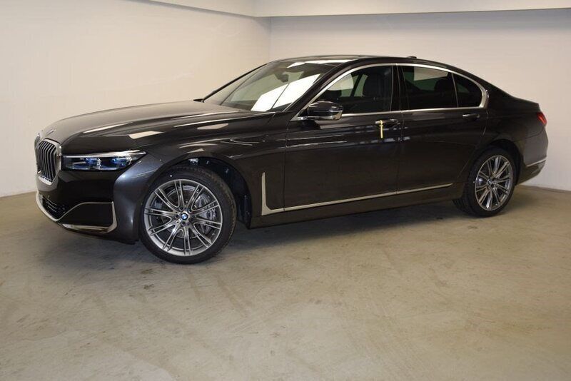 Gebraucht BMW 730 Sport Line 265 PS (194 kW) 2020 Grau Limousine