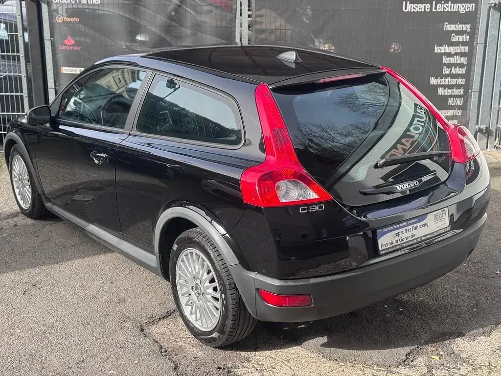 Gebraucht Volvo C30 Momentum 125 PS (91 kW) 2006 Schwarz Kleinwagen