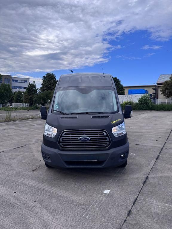Schwarz Gebraucht 2019 Ford Transit Van | 19.850 € - Bild 1/4