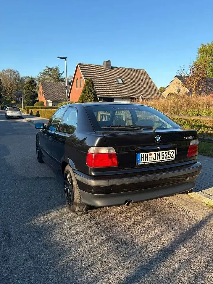 Gebraucht BMW 316 102 PS (75 kW) 1998 Schwarz Limousine