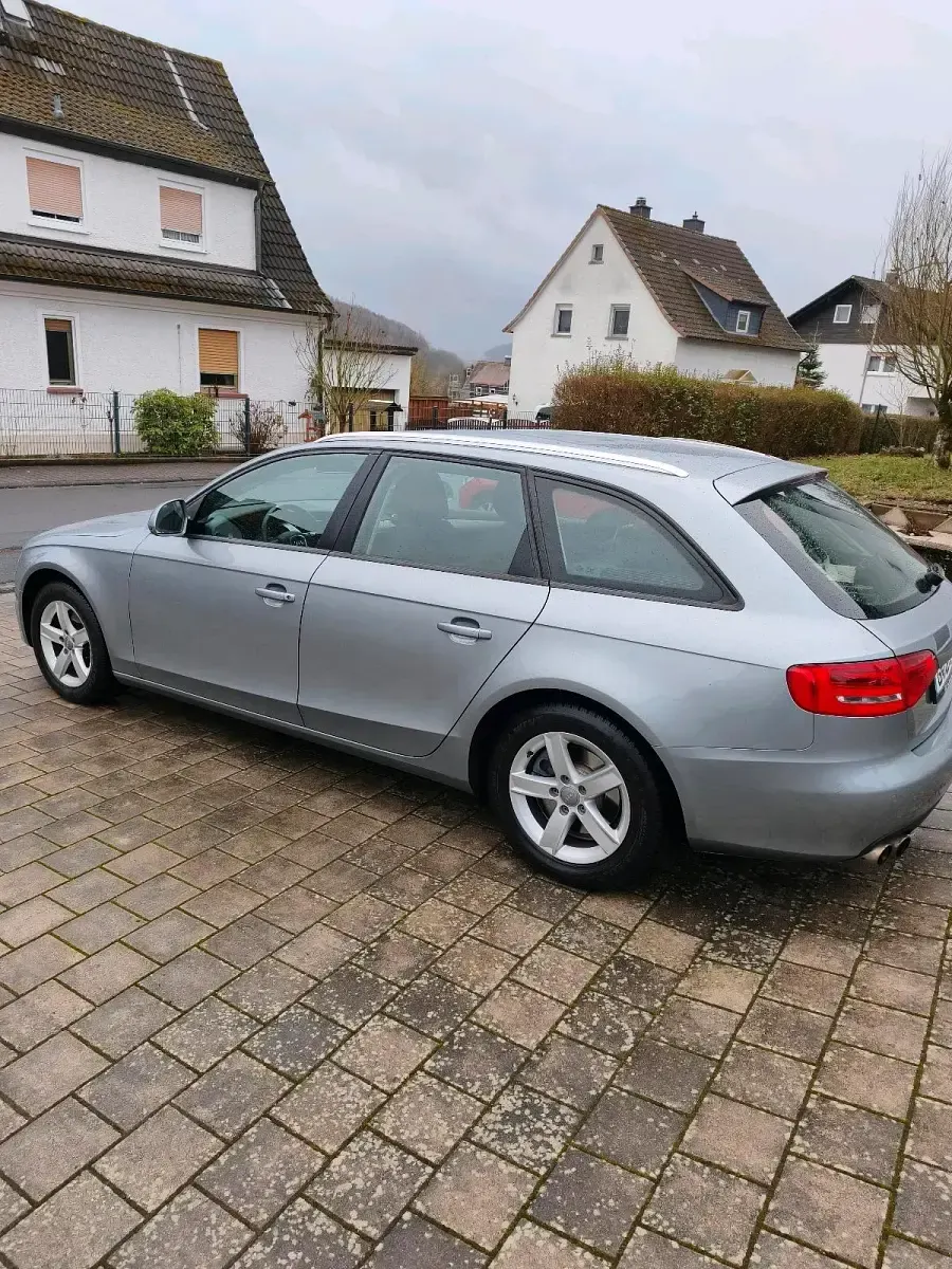 Gebraucht Audi A4 160 PS (117 kW) 2008 Grau Kombi