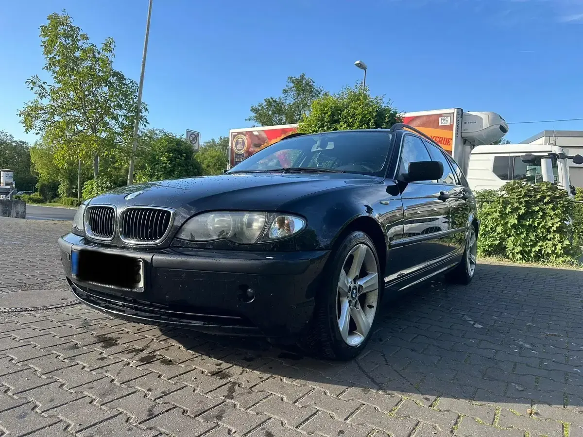 Second-hand BMW 320 150 CP (110 kW) 2004 Negru Break
