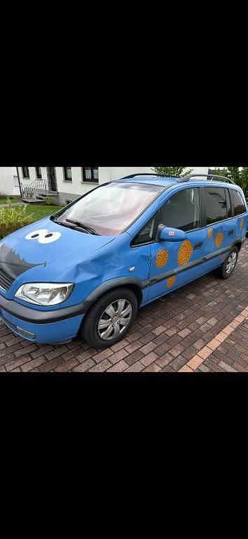 Blau Gebraucht 2002 Opel Zafira Elegance Van / Kleinbus | 850 € (Superpreis) - Bild 1/2