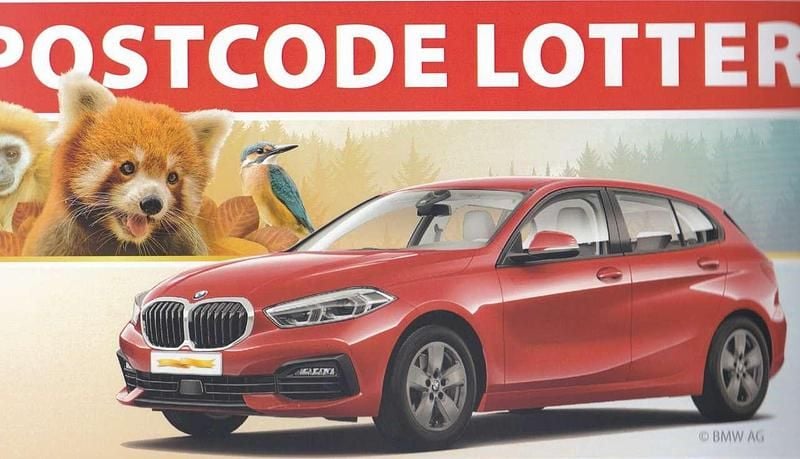 Grau Neu 2025 BMW 120 Kleinwagen | 35.000 € (Etwas zu teuer) - Bild 1/2