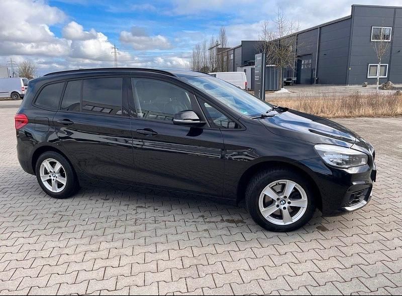Gebraucht BMW 218 Gran Tourer 140 PS (102 kW) 2018 Schwarz Van / Kleinbus