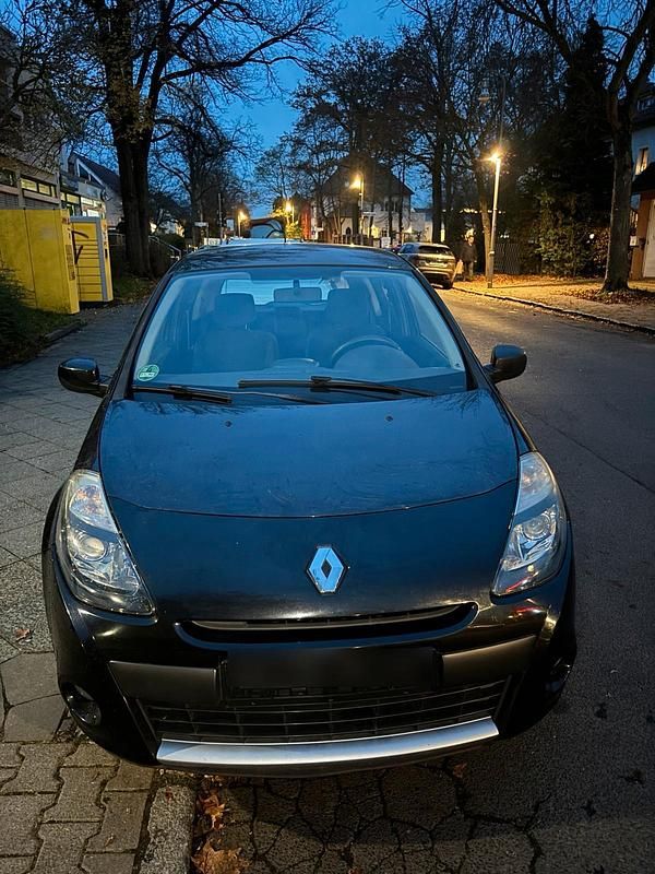 Schwarz Gebraucht 2009 Renault Clio II Limousine | 2.100 € (Fairer Preis) - Bild 1/4