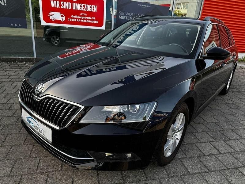 Schwarz Gebraucht 2018 Skoda Superb Ambition Kombi | 15.900 € (Fairer Preis) - Bild 1/4