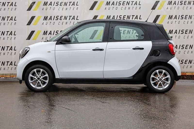 Gebraucht Smart ForFour Basis 71 PS (52 kW) 2019 Weiß Kleinwagen