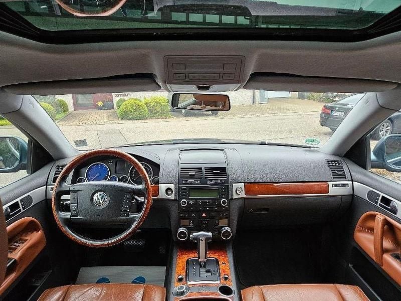 Gebraucht VW Touareg 241 PS (177 kW) 2006 Grau SUV