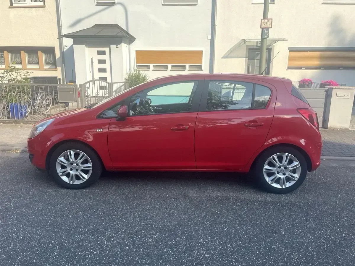 Gebraucht Opel Corsa Innovation 87 PS (63 kW) 2010 Rot Kleinwagen