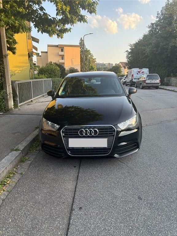 Schwarz Gebraucht 2013 Audi A1 Sportback Ambition Kleinwagen | 7.000 € (Guter Preis) - Bild 1/4