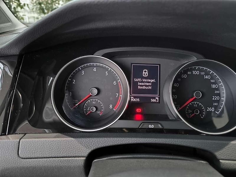 Gebraucht VW Golf VII Cup 122 PS (89 kW) 2014 Limousine