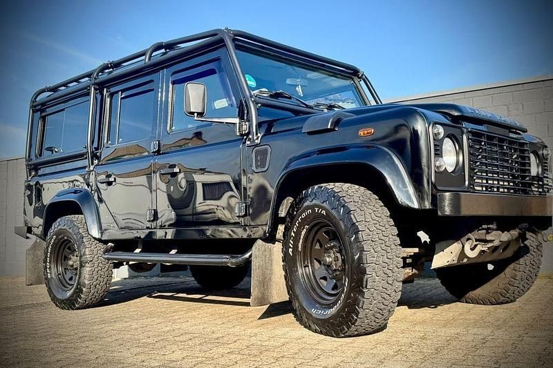 Gebraucht Land Rover Defender SE 122 PS (89 kW) 2008 Schwarz Kombi