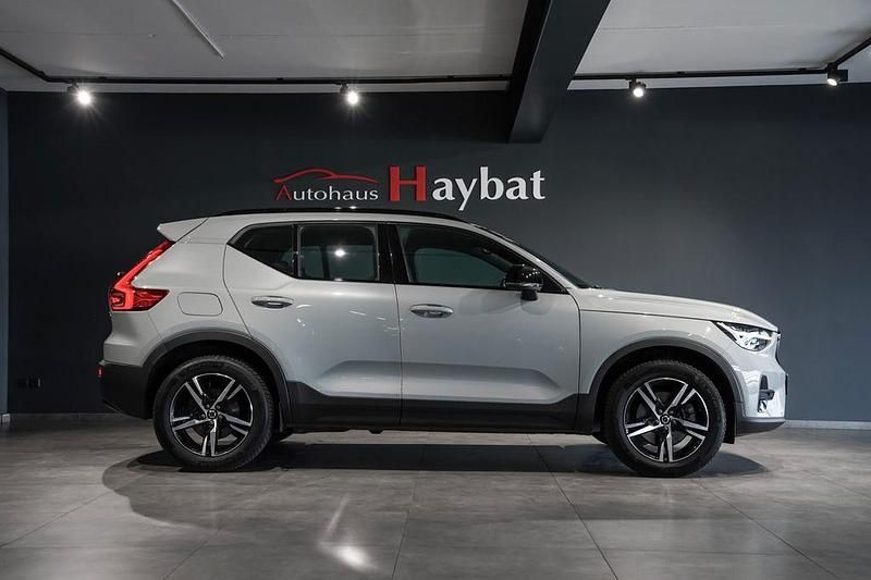 Gebraucht Volvo XC40 Plus 197 PS (144 kW) 2024 Vapour grey SUV