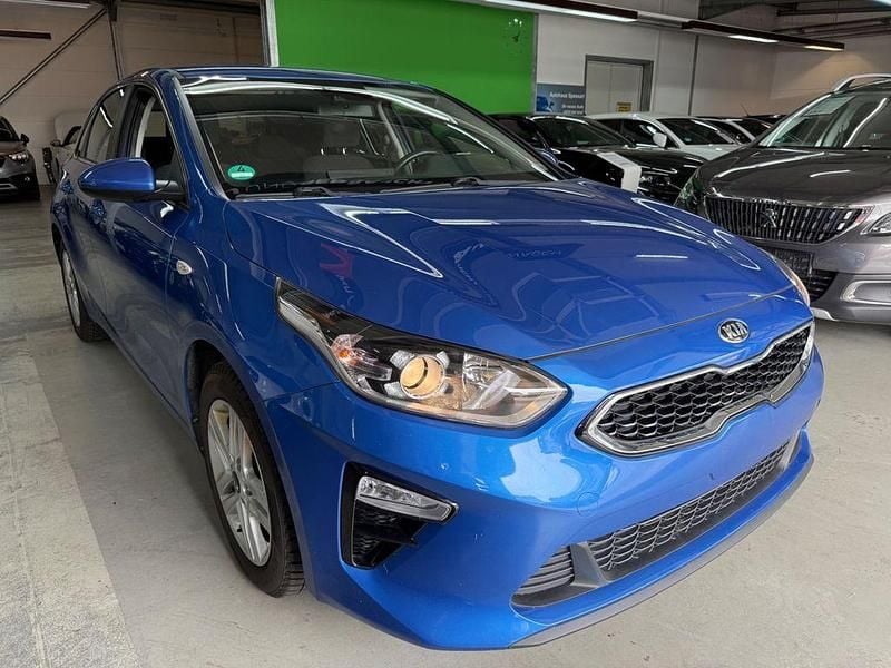 Gebraucht Kia Ceed Vision 136 PS (100 kW) 2019 Blau Kleinwagen