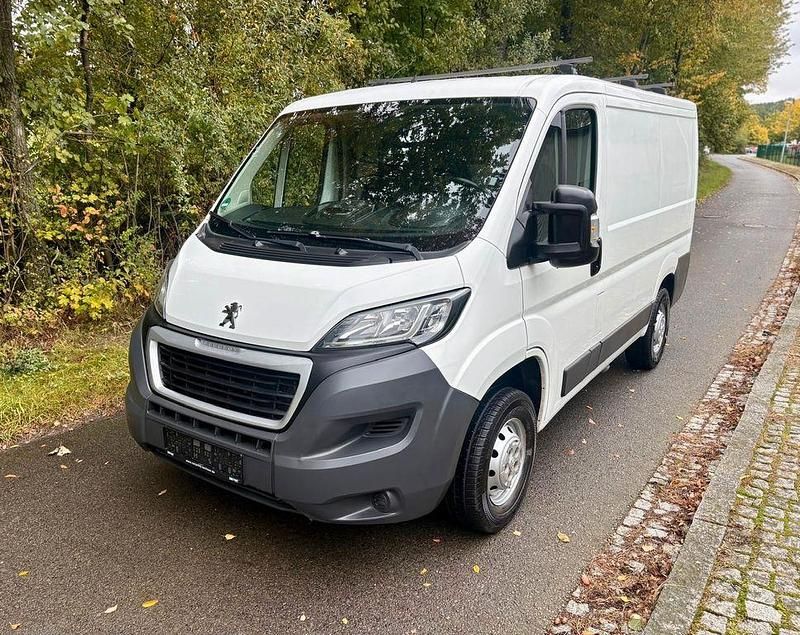 Weiß Gebraucht 2016 Peugeot Boxer Comfort Van | 10.999 € (Guter Preis) - Bild 1/4