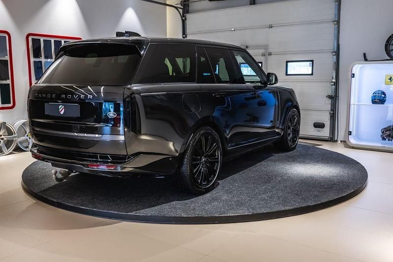 Gebraucht Land Rover Range Rover Autobiography 441 PS (324 kW) 2023 Schwarz SUV
