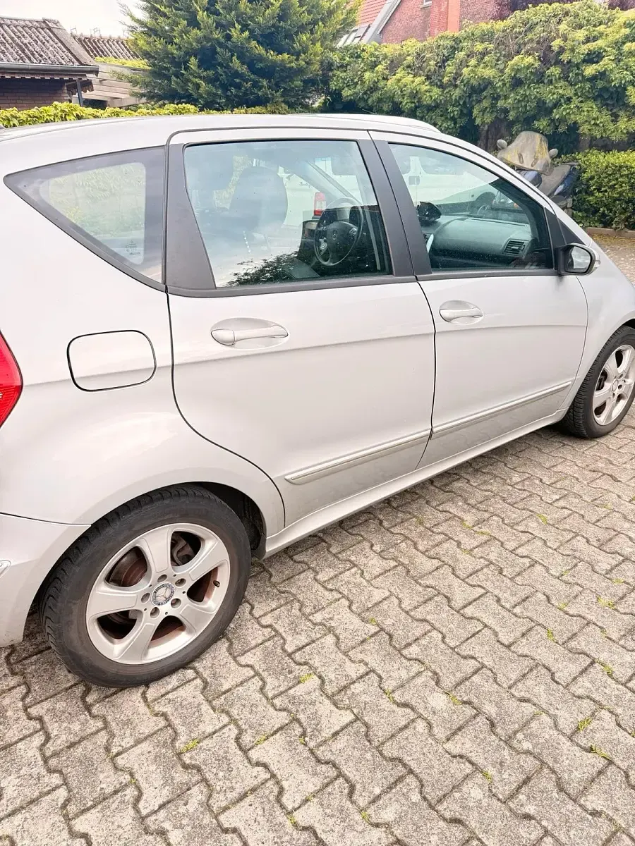 Gebraucht Mercedes A200 136 PS (100 kW) 2008 Grau Kombi