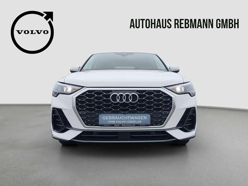 Gebraucht Audi Q3 Sportback Basis 150 PS (110 kW) 2022 Ibisweiß SUV