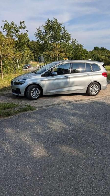 Gebraucht BMW 218 Advantage 140 PS (102 kW) 2019 Silber Kombi