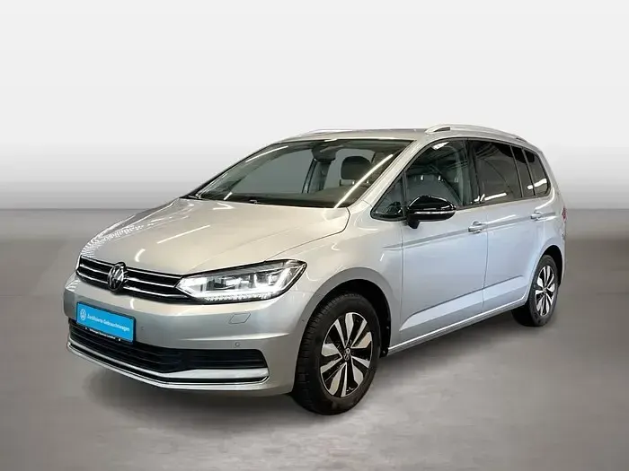 Gebraucht VW Touran Comfortline 150 PS (110 kW) 2025 Van / Kleinbus