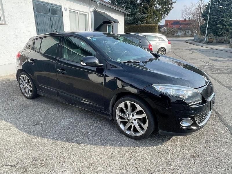 Gebraucht Renault Mégane Bose Edition 131 PS (96 kW) 2012 Schwarz Limousine