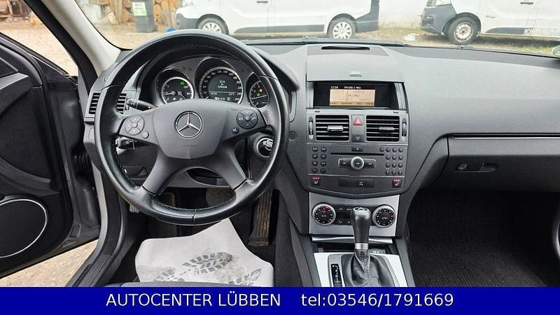 Gebraucht Mercedes C200 184 PS (135 kW) 2010 Silber Kombi