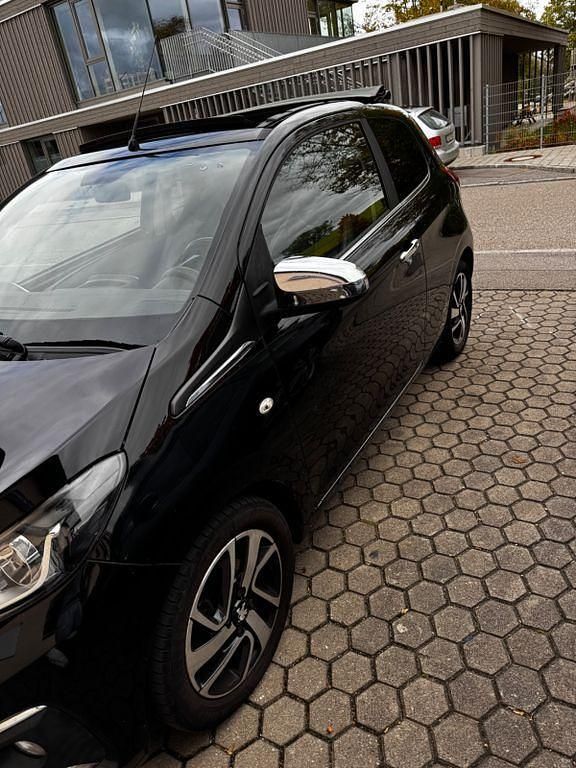 Gebraucht Peugeot 108 Allure 82 PS (60 kW) 2014 Schwarz Kleinwagen