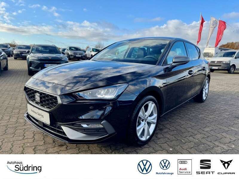 Schwarz Gebraucht 2024 Seat Leon FR Kleinwagen | 26.450 € (Fairer Preis) - Bild 1/4