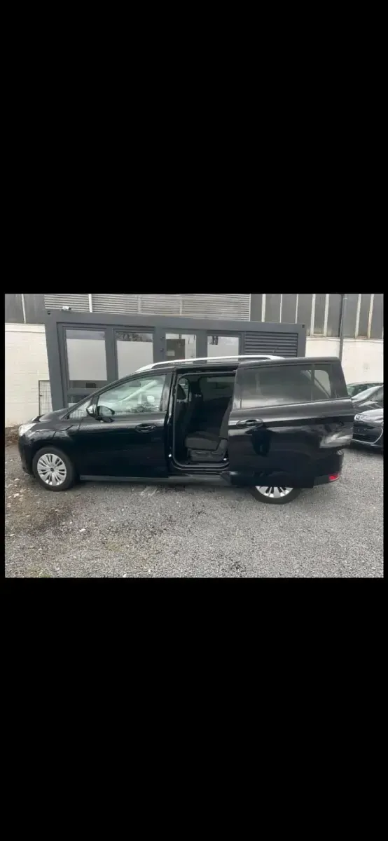 Gebraucht Ford Grand C-Max 125 PS (91 kW) 2019 Schwarz Van / Kleinbus