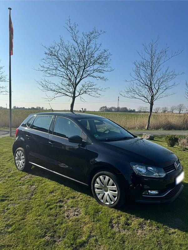 Gebraucht VW Polo 75 PS (55 kW) 2014 Schwarz Limousine