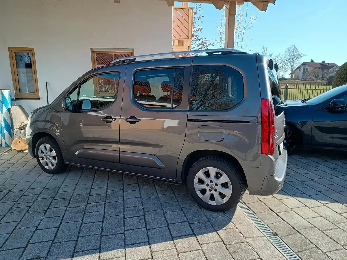 Gebraucht Opel Combo Life 131 PS (96 kW) 2020 Grau Kombi