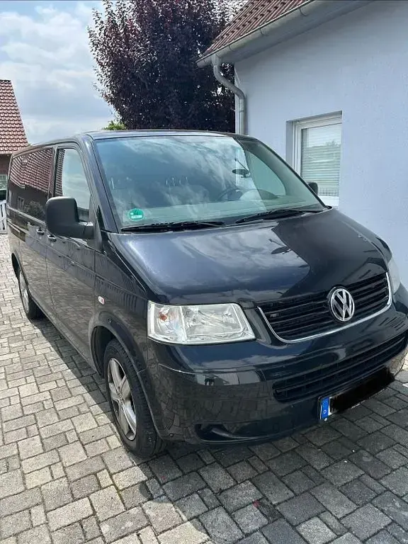 Gebraucht VW Multivan 102 PS (75 kW) 2008 Schwarz Van / Kleinbus
