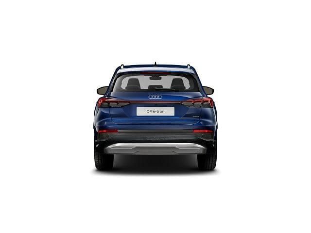 Gebraucht Audi Q4 e-tron Advanced 219 kW (299 PS) 2023 Navarrablau metallic SUV