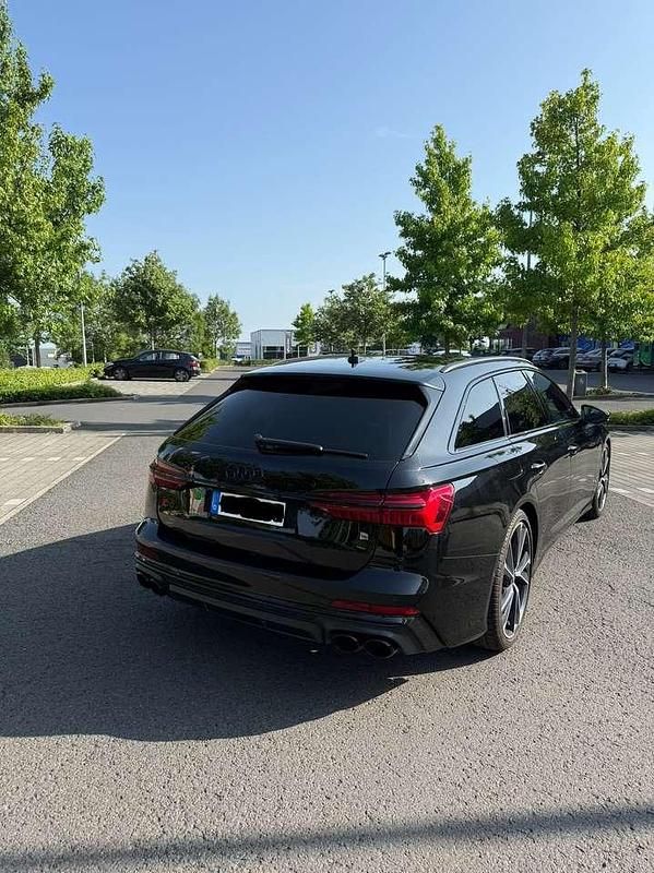 Gebraucht Audi S6 Basis 344 PS (253 kW) 2023 Schwarz Kombi