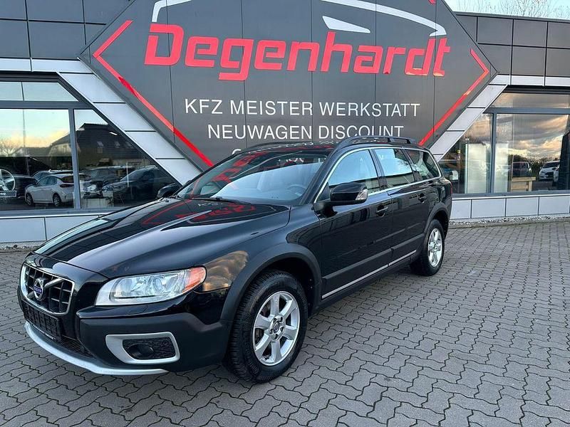 Schwarz Gebraucht 2012 Volvo XC70 Summum Limousine | 12.990 € (Fairer Preis) - Bild 1/4
