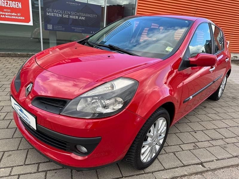 Gebraucht Renault Clio III Dynamique 111 PS (81 kW) 2006 Rot Limousine