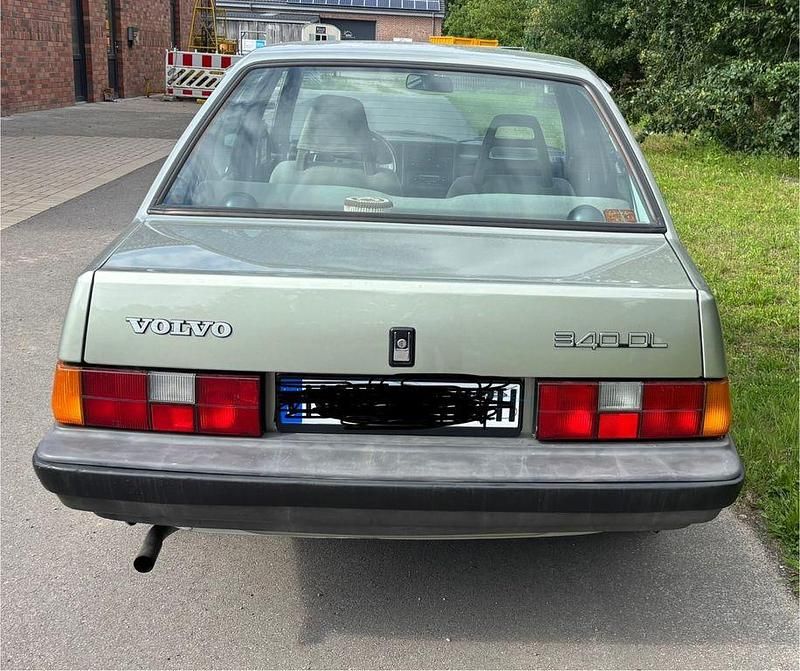 Gebraucht Volvo 340 68 PS (50 kW) 1987 Grün Limousine