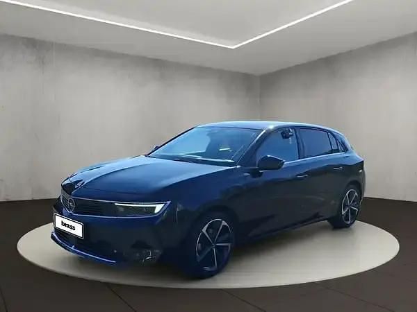 Gebraucht Opel Astra 131 PS (96 kW) 2023 Karbon schwarz (metallic) Limousine