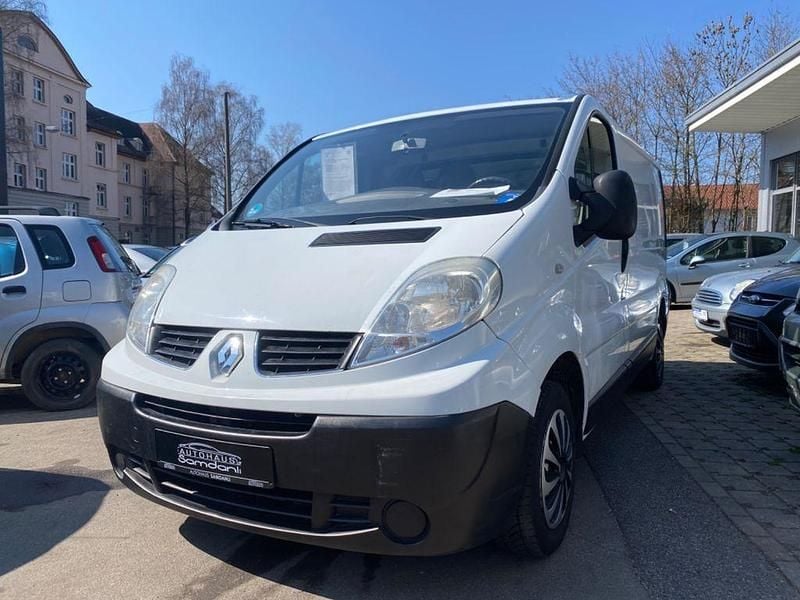 Gebraucht Renault Trafic 90 PS (66 kW) 2010 Weiß Van / Kleinbus