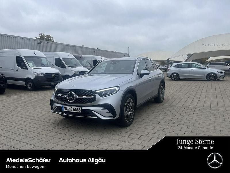 Silber Gebraucht 2022 Mercedes GLC220 AMG SUV | 46.480 € (Superpreis) - Bild 1/4