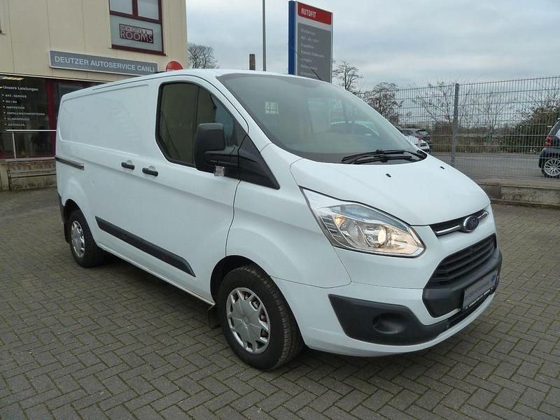 Weiß Gebraucht 2016 Ford Transit Custom Trend Van / Kleinbus | 6.999 € (Guter Preis) - Bild 1/4