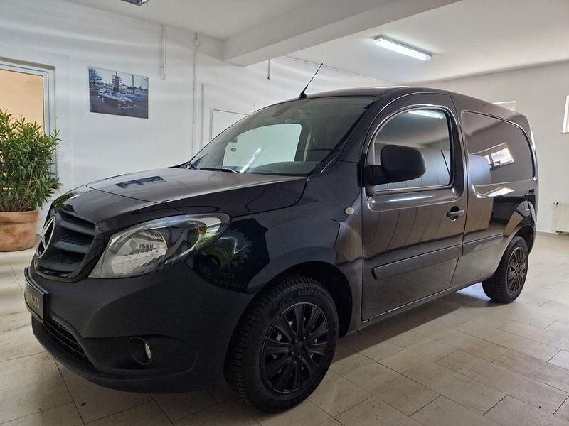 Gebraucht Mercedes Citan 112 114 PS (83 kW) 2017 Schwarz Van / Kleinbus
