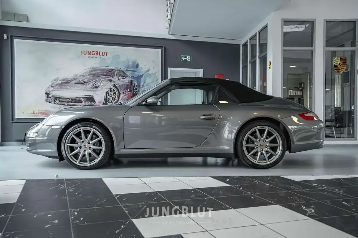 Gebraucht Porsche 911 Carrera 4 Cabriolet 325 PS (239 kW) 2007 Meteorgrau Cabrio