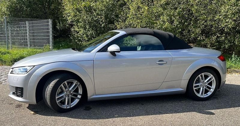 Gebraucht Audi TT Roadster Sport 179 PS (131 kW) 2018 Silber Cabrio