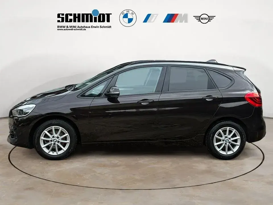 Gebraucht BMW 216 Active Tourer Advantage 109 PS (80 kW) 2021 Braun Van / Kleinbus