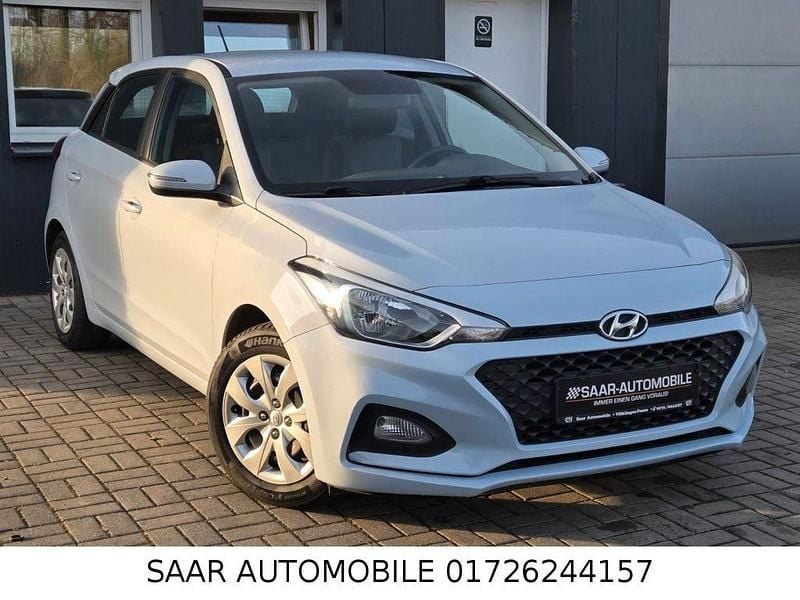 Blau Gebraucht 2019 Hyundai i20 Select Limousine | 9.999 € (Fairer Preis) - Bild 1/4