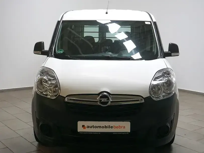 Gebraucht Opel Combo 120 PS (88 kW) 2018 Weiã Van / Kleinbus