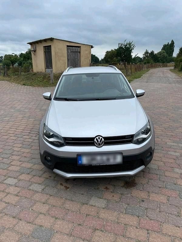 Silber Gebraucht 2012 VW Polo Cross Kleinwagen | 6.500 € (Guter Preis) - Bild 1/4